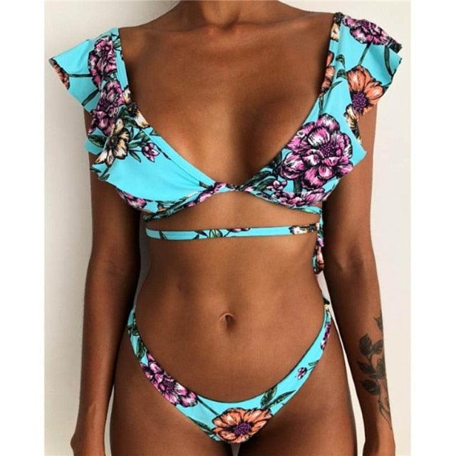 "Wild Siren – Strapless Ruffled Bow Bikini Set"