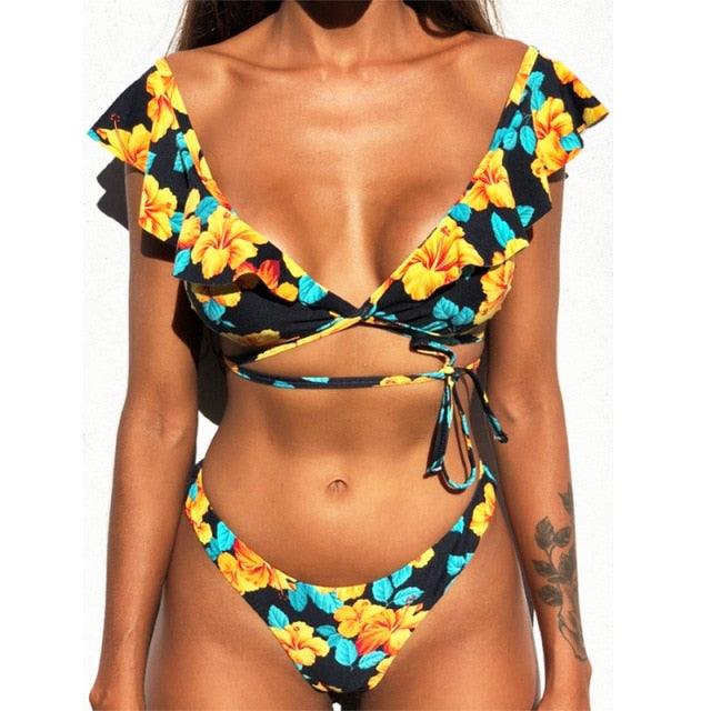 "Wild Siren – Strapless Ruffled Bow Bikini Set"