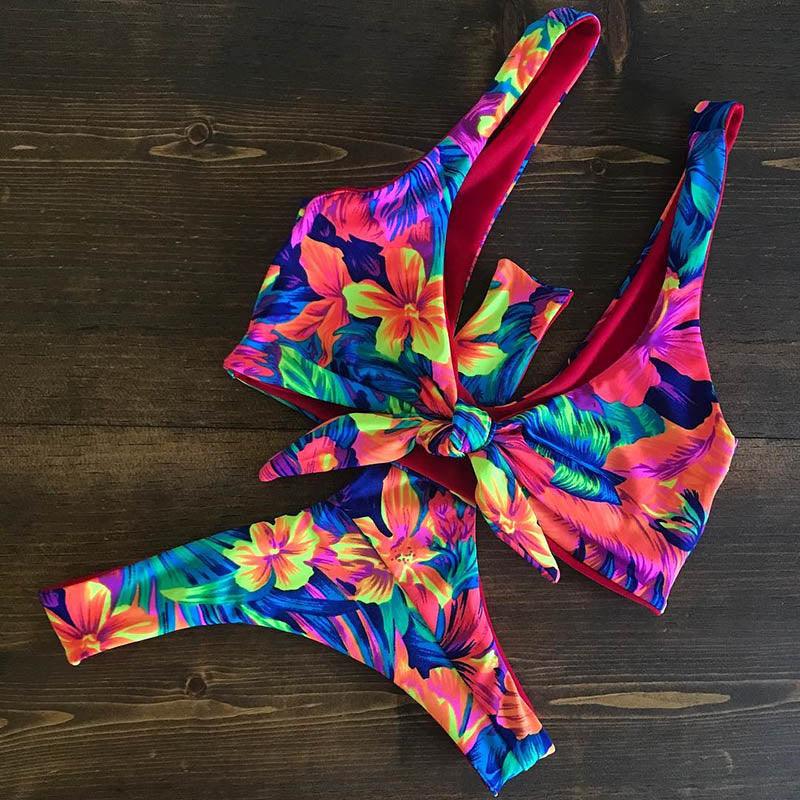 "Parrot Fish – Ruffle Triangle Tie-Side Bikini Set"