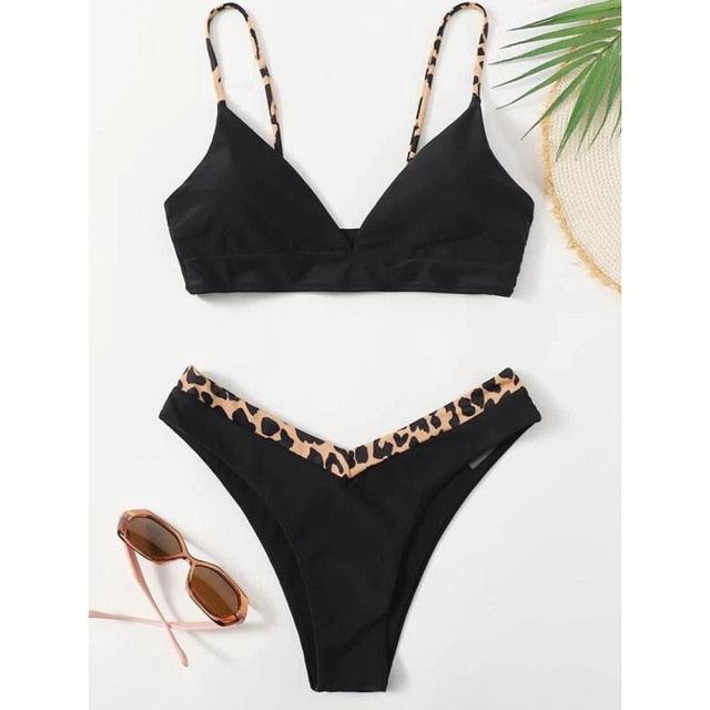 "Parrot Fish – Ruffle Triangle Tie-Side Bikini Set"
