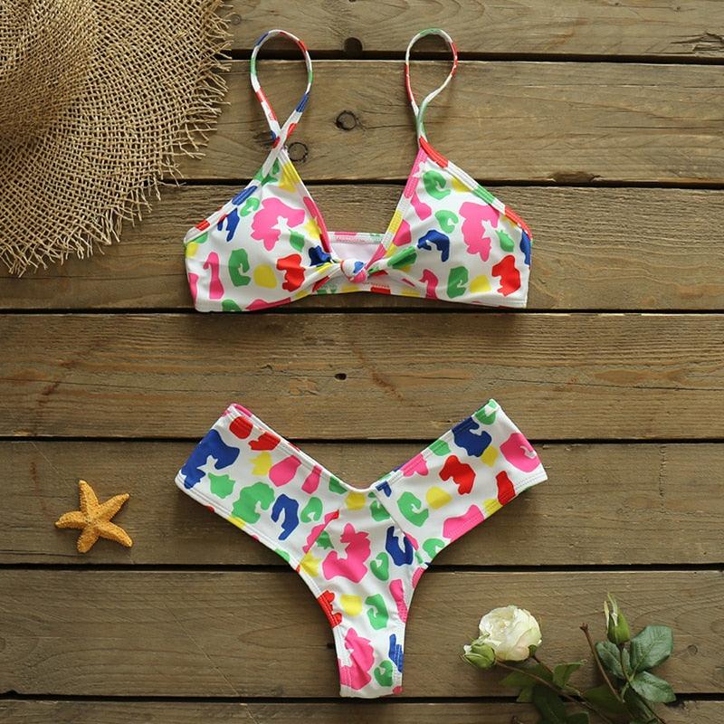 "Parrot Fish – Ruffle Triangle Tie-Side Bikini Set"