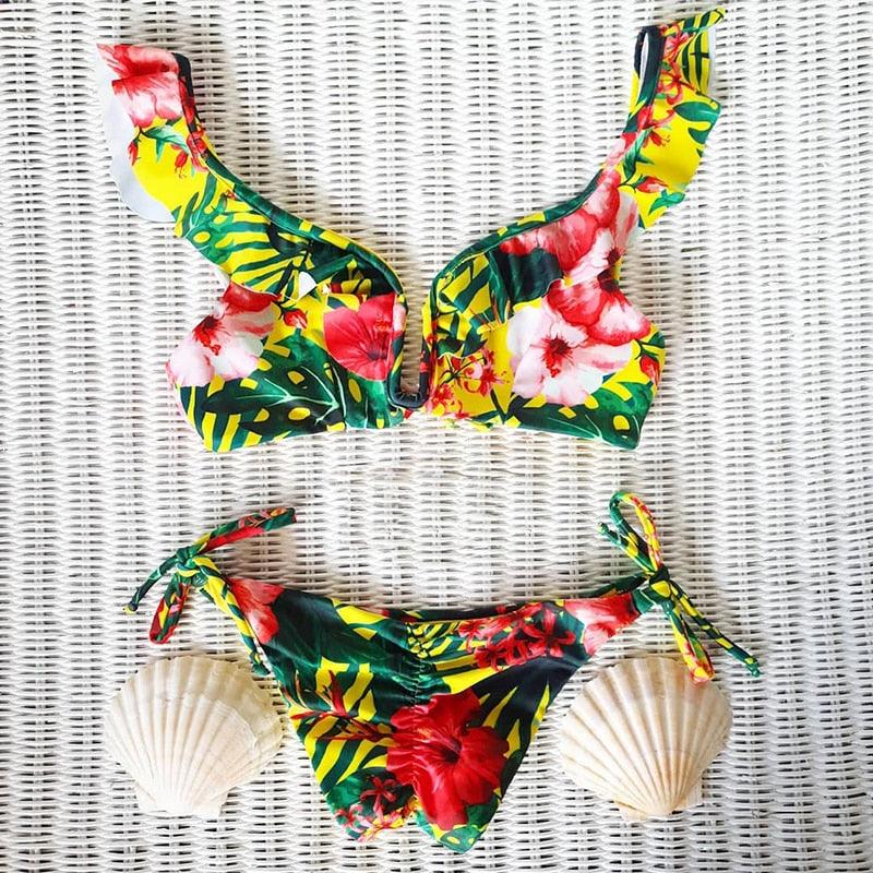 "Parrot Fish – Ruffle Triangle Tie-Side Bikini Set"