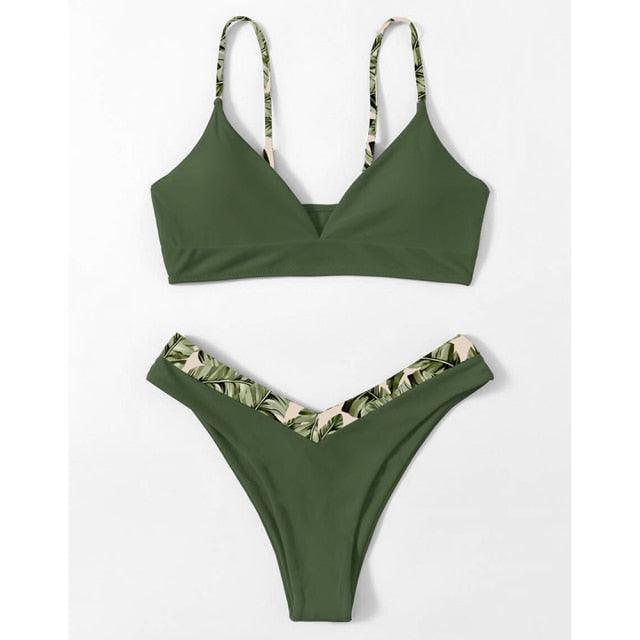 "Parrot Fish – Ruffle Triangle Tie-Side Bikini Set"