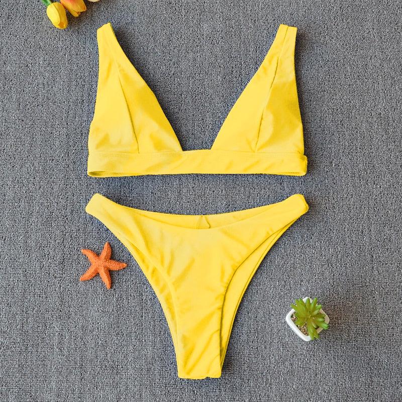 "Nautilus – Twist Front V-Neck Tummy Control Bikini Set"