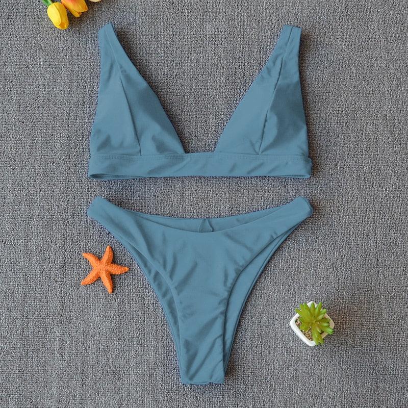 "Nautilus – Twist Front V-Neck Tummy Control Bikini Set"