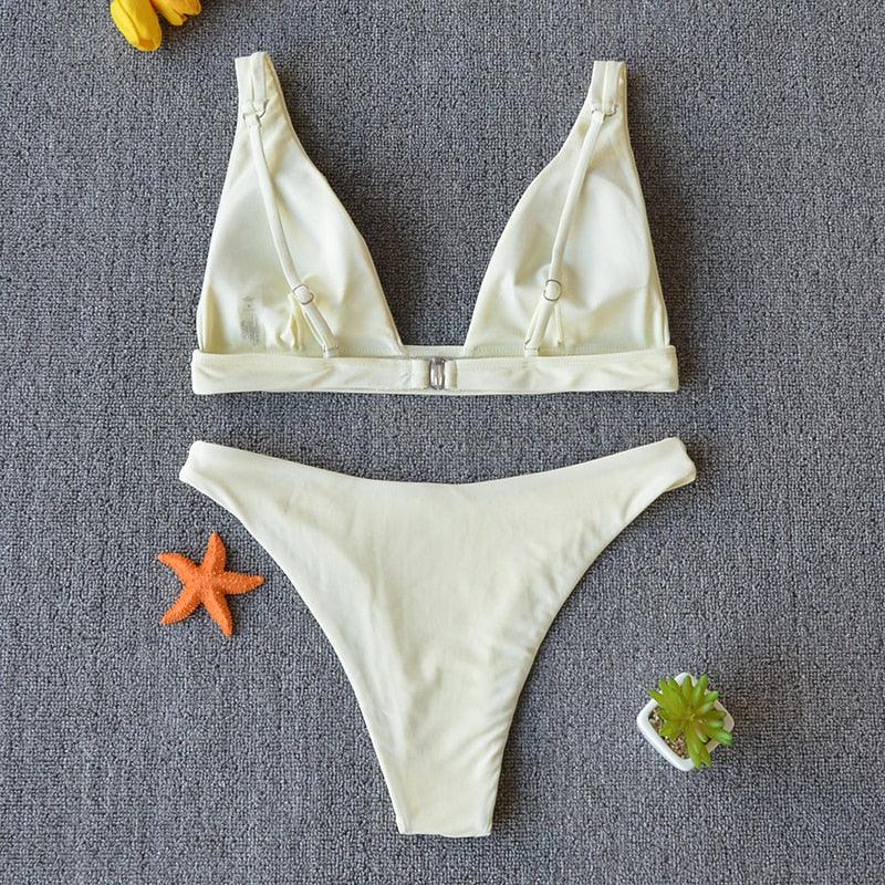 "Nautilus – Twist Front V-Neck Tummy Control Bikini Set"