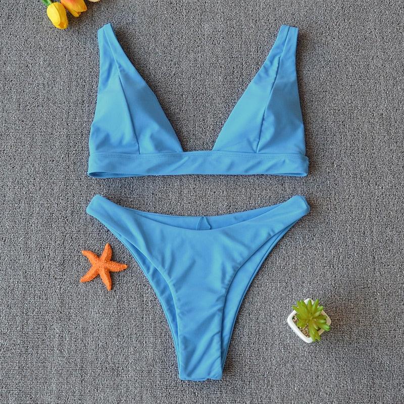 "Nautilus – Twist Front V-Neck Tummy Control Bikini Set"