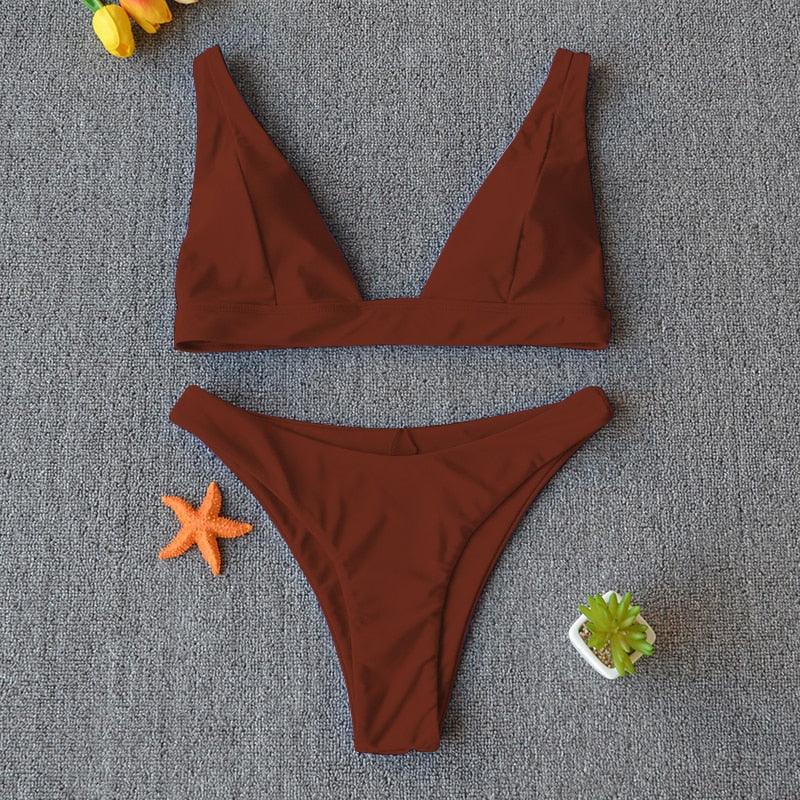 "Nautilus – Twist Front V-Neck Tummy Control Bikini Set"