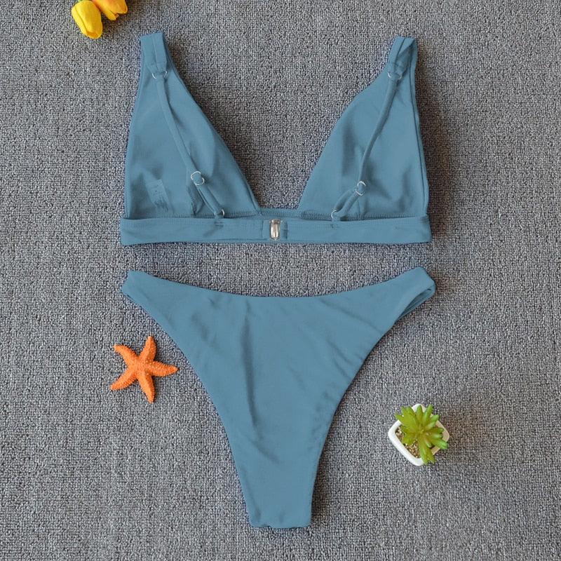 "Nautilus – Twist Front V-Neck Tummy Control Bikini Set"