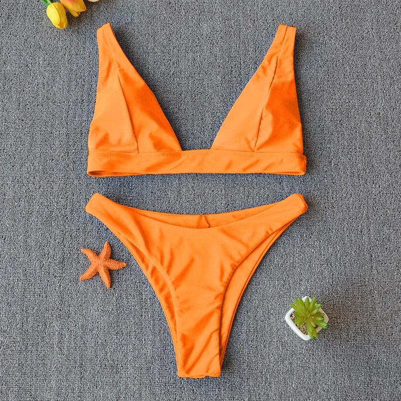 "Nautilus – Twist Front V-Neck Tummy Control Bikini Set"